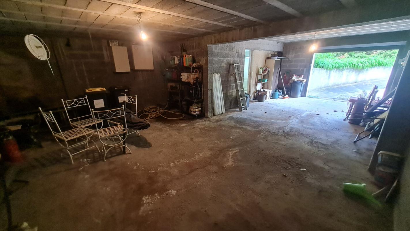 SAINT-OUEN-L'AUMONE Maison 10 pièces 4 chambres 201.48 m2 12