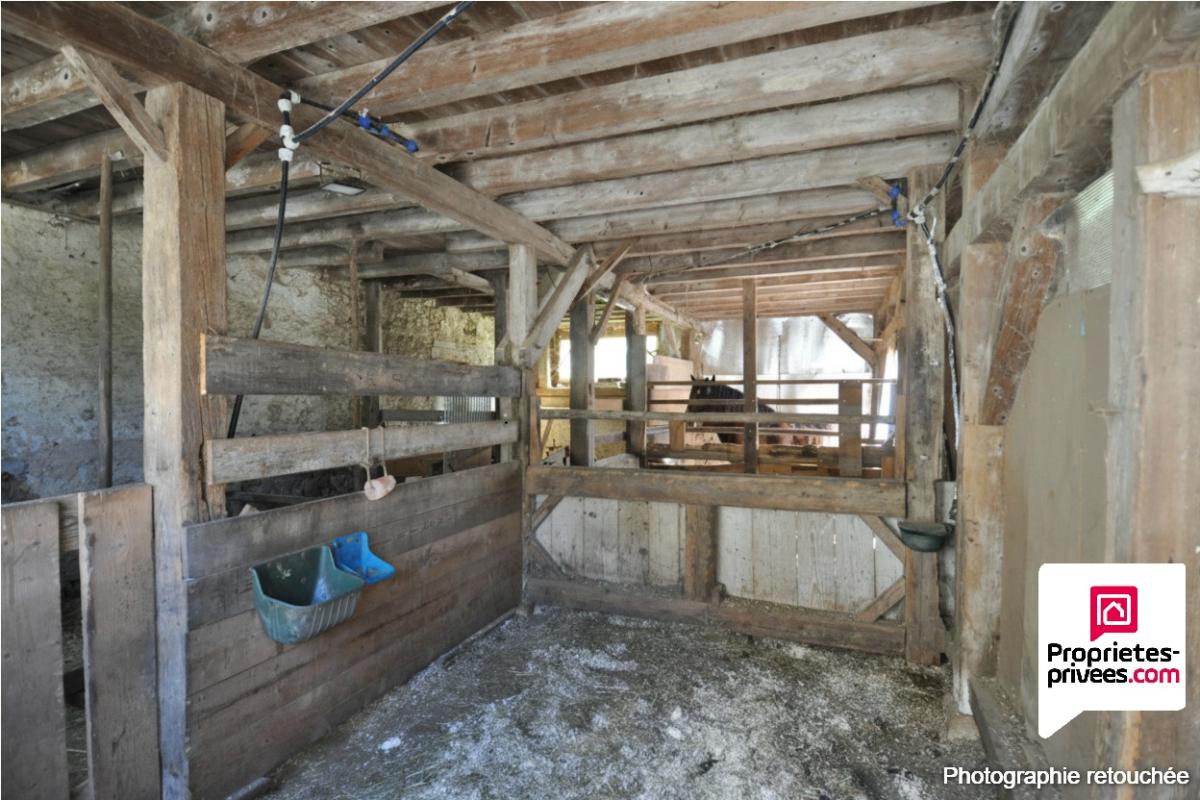 GLAY Maison et dépendance Glay 5 pièces 3 chambres  177 .1  m2. Ecuries  298.4 m² . Dépendances 792.44 m² 13