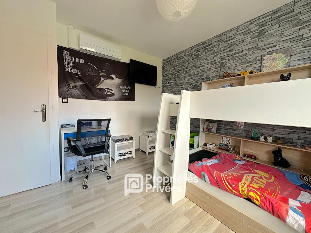 SAINT-GENES-CHAMPANELLE Maison plain-pied 3 pièces avec terrasse sur terrain 316m2 13