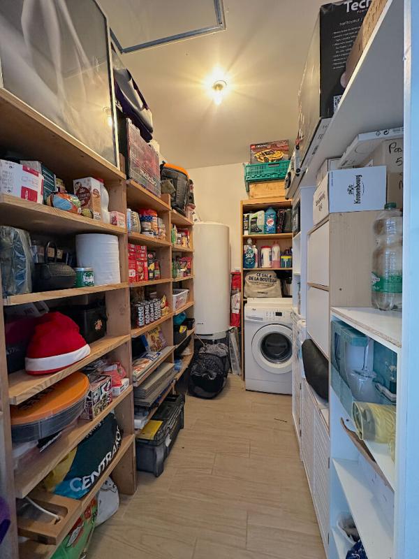 SAINT-GENES-CHAMPANELLE Maison plain-pied 3 pièces avec terrasse sur terrain 316m2 16