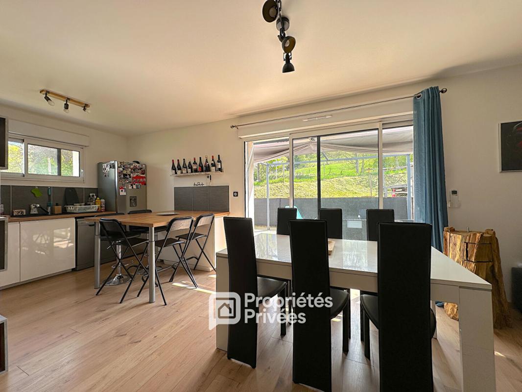 SAINT-GENES-CHAMPANELLE Maison plain-pied 3 pièces avec terrasse sur terrain 316m2 6