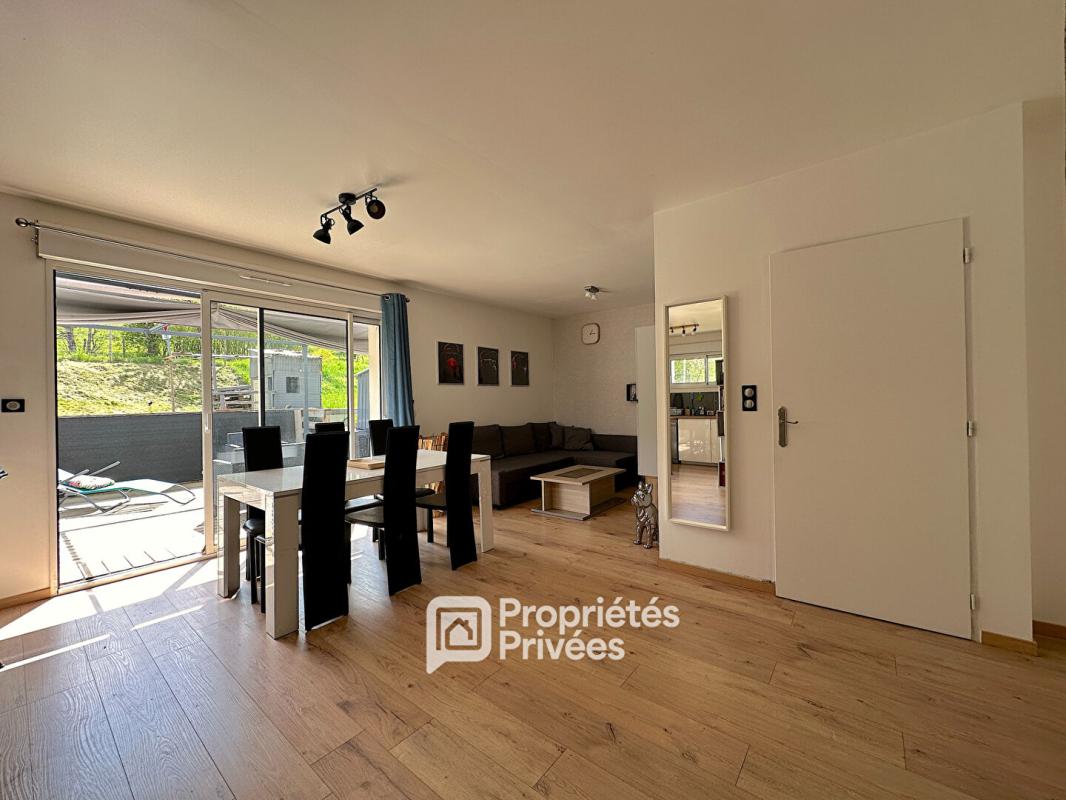 SAINT-GENES-CHAMPANELLE Maison plain-pied 3 pièces avec terrasse sur terrain 316m2 8