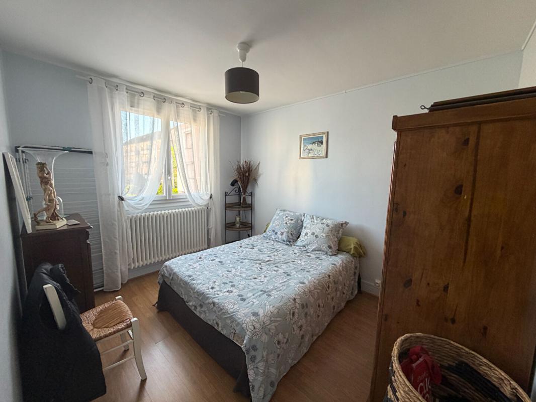 NEVERS Appartement Nevers 5 pièce(s) 74 m2 5