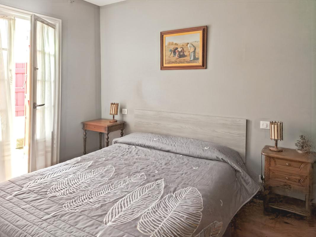 SAINT-ETIENNE-DE-BAIGORRY Ensemble immobilier Saint Etienne De Baigorry  T2 et T3 12