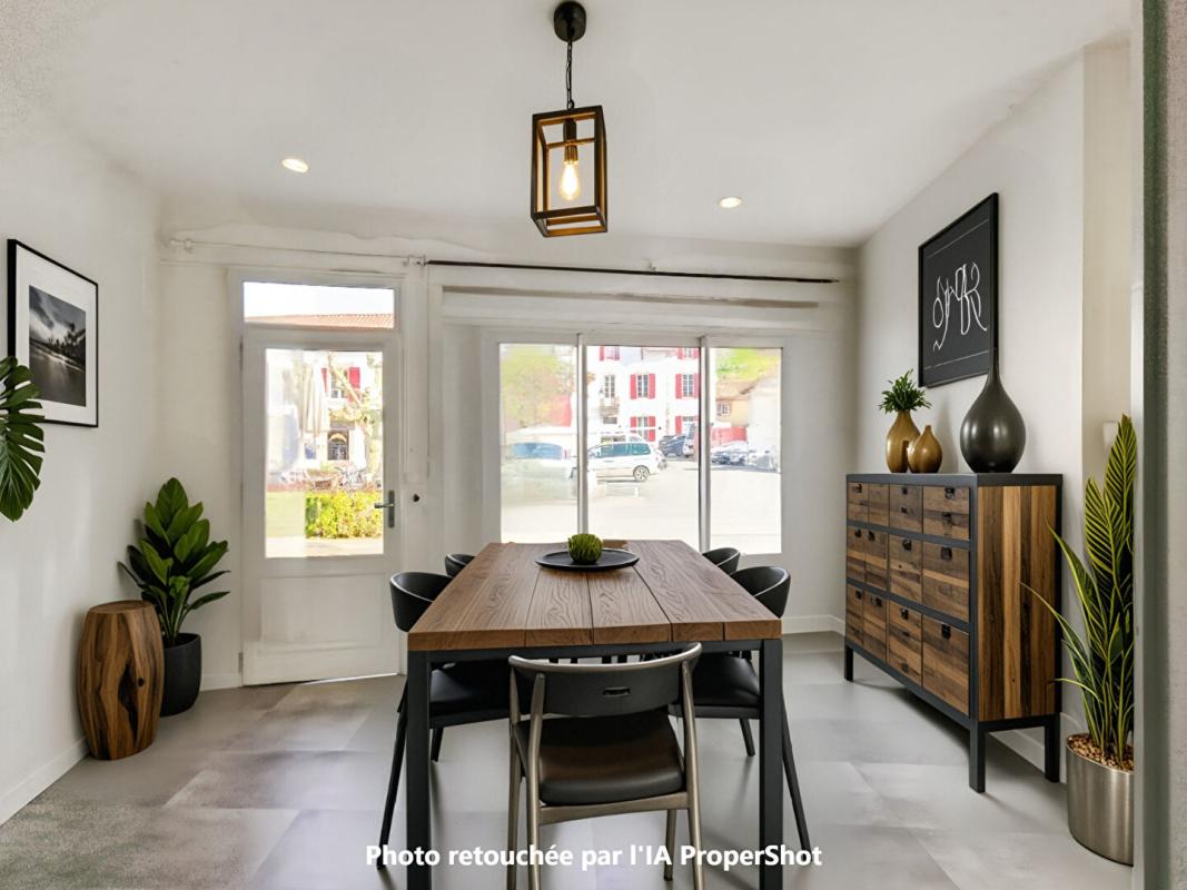 SAINT-ETIENNE-DE-BAIGORRY Ensemble immobilier Saint Etienne De Baigorry  T2 et T3 4