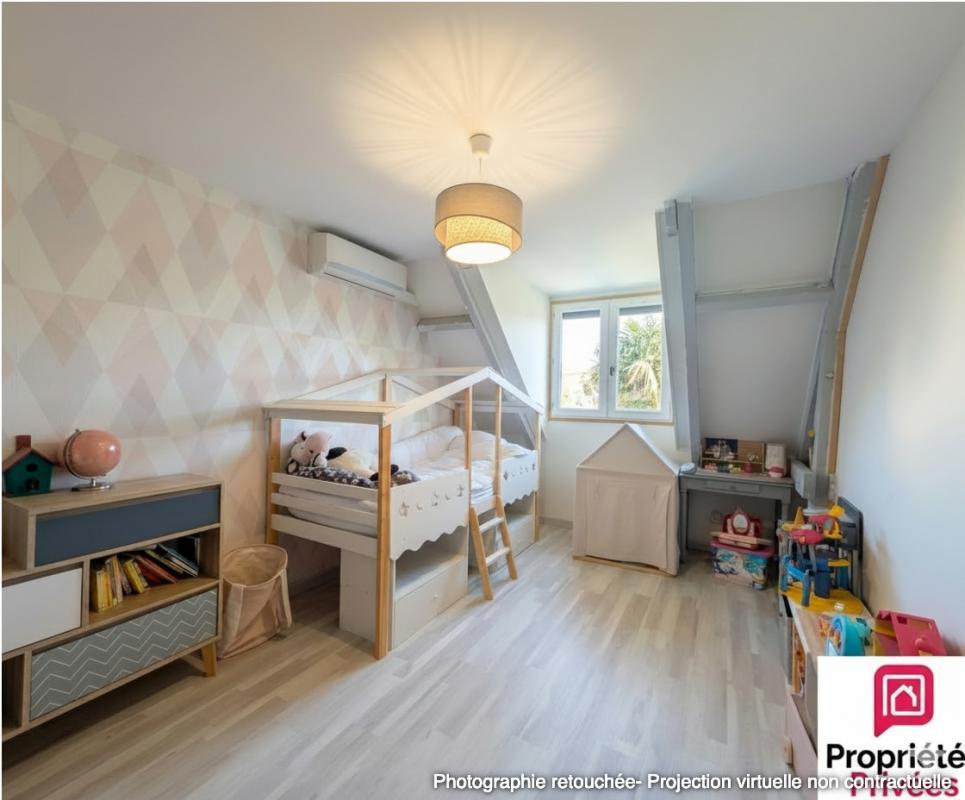 SAINT-PANTALEON-DE-LARCHE Maison Contemporaine avec Piscine & Jacuzzi : Votre Oasis de Détente à Saint-Pantaléon ! 10