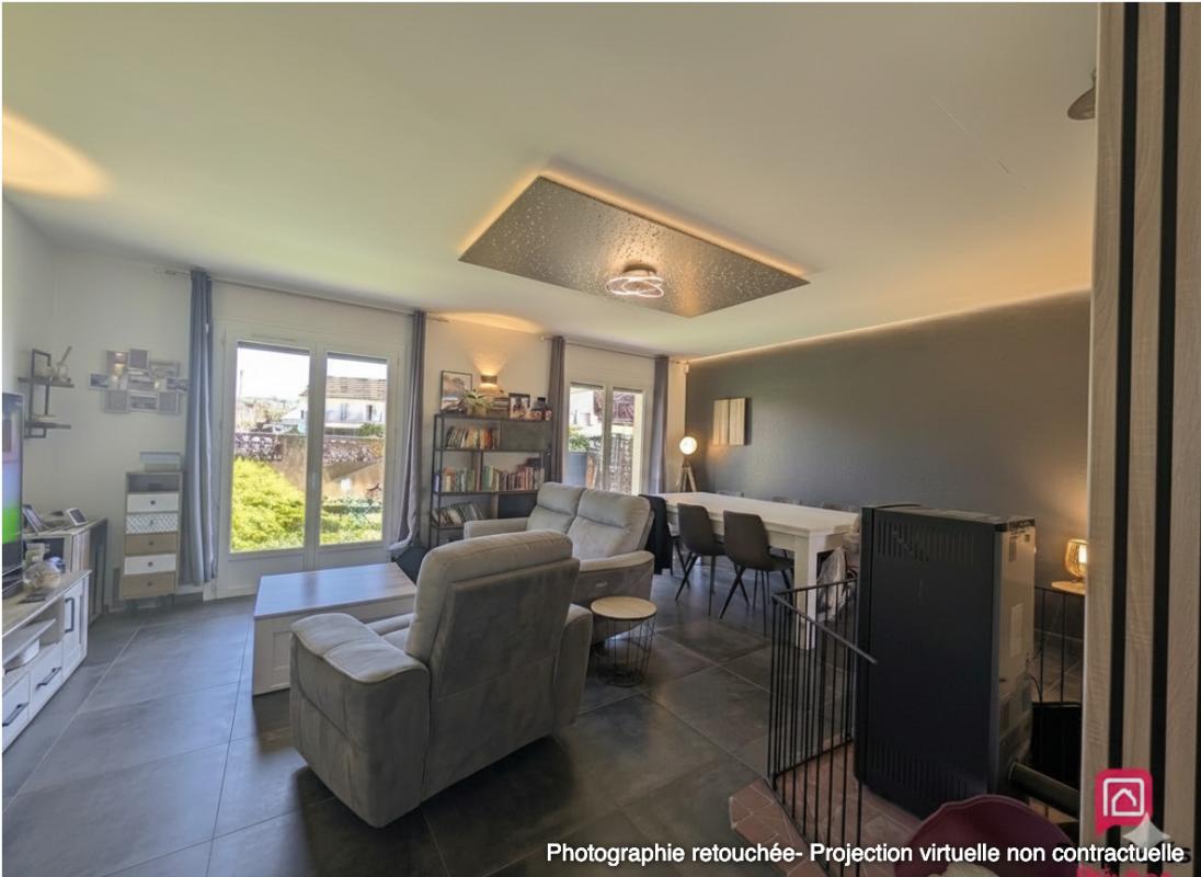 SAINT-PANTALEON-DE-LARCHE Maison Contemporaine avec Piscine & Jacuzzi : Votre Oasis de Détente à Saint-Pantaléon ! 3