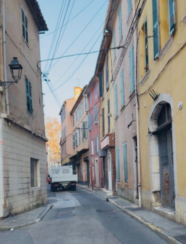 LA SEYNE-SUR-MER Immeuble de ville à rénover - La Seyne-sur-Mer Centre-ville 1