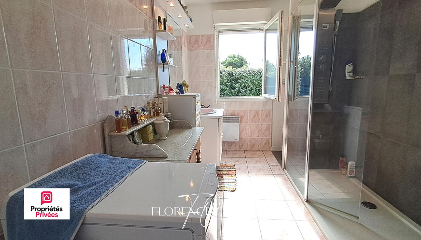 TREBES TREBES Villa de plain-pied ? 145 m² ? 5 chambres ? Parcelle arborée de 1304 m² 10