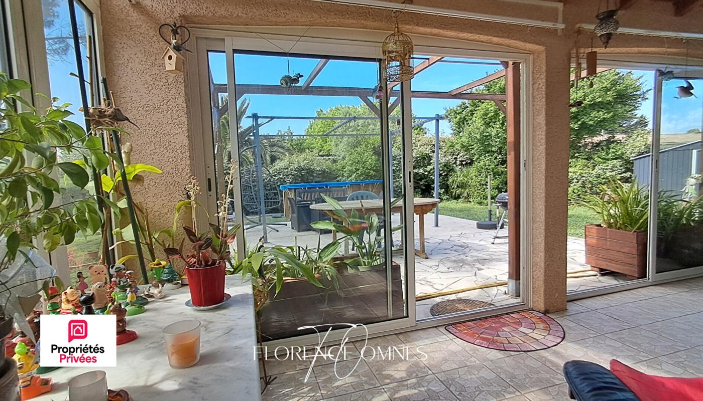 TREBES TREBES Villa de plain-pied ? 145 m² ? 5 chambres ? Parcelle arborée de 1304 m² 4