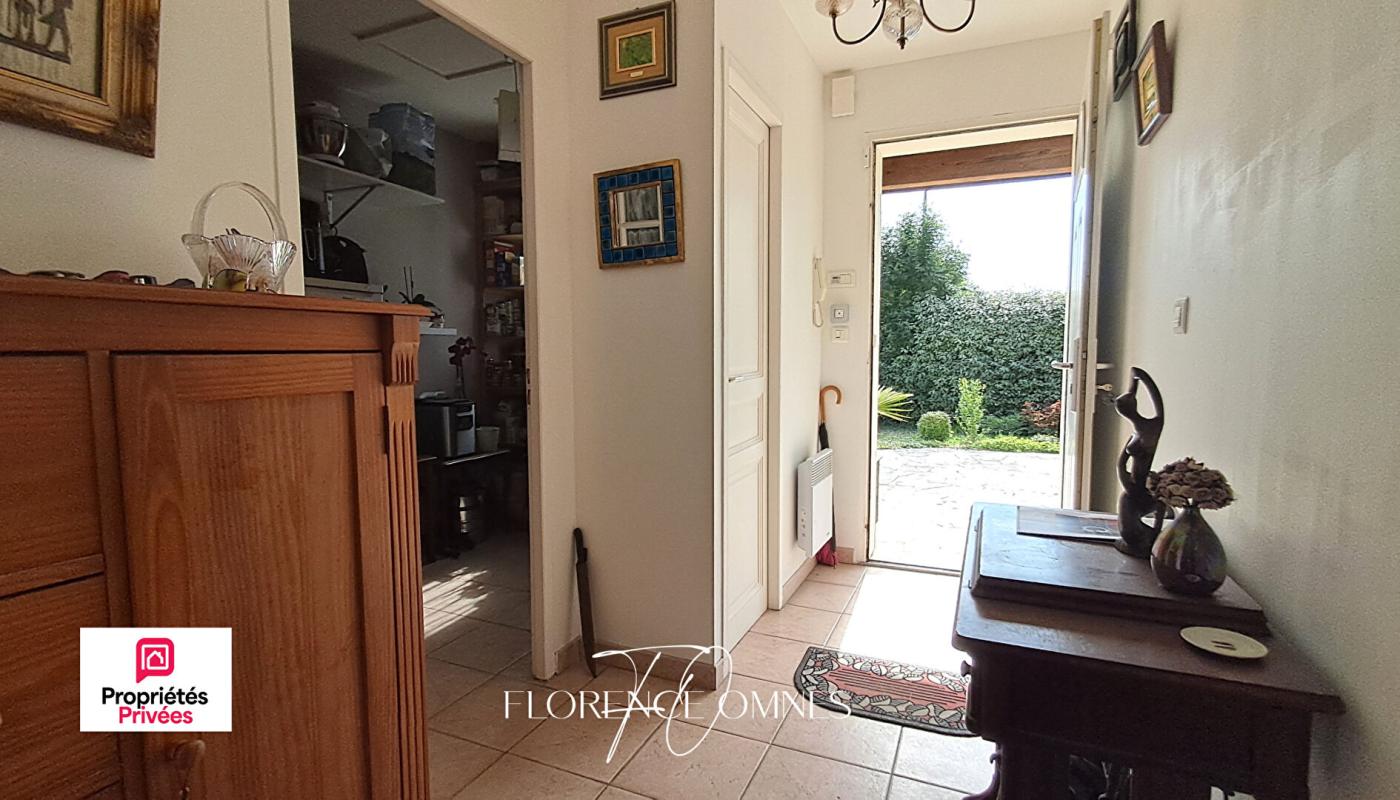 TREBES TREBES Villa de plain-pied ? 145 m² ? 5 chambres ? Parcelle arborée de 1304 m² 6