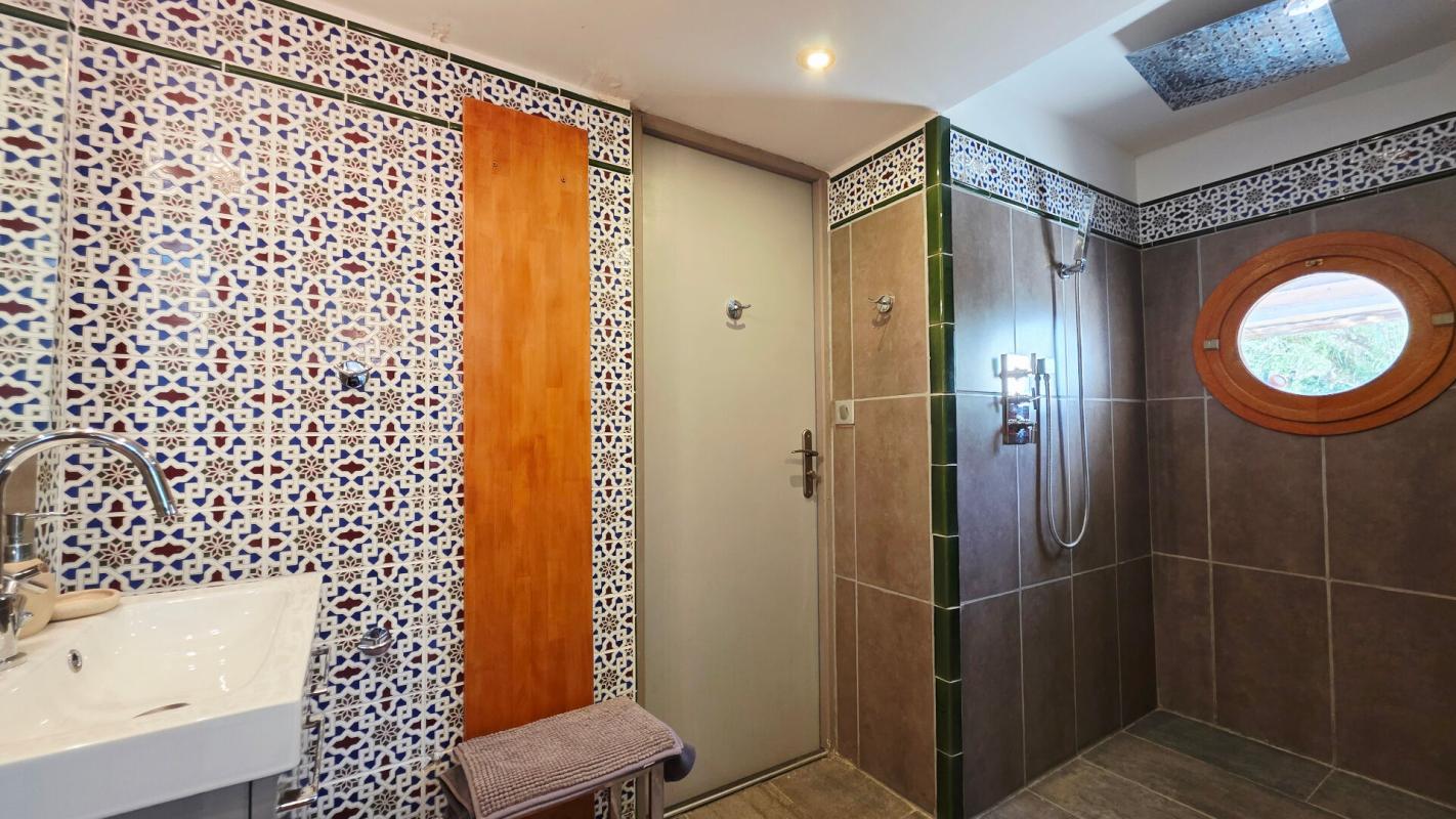 SAINT-PALAIS MAISON 7 PIECES 4 CHAMBRES PISCINE GARAGES ATELIER 14