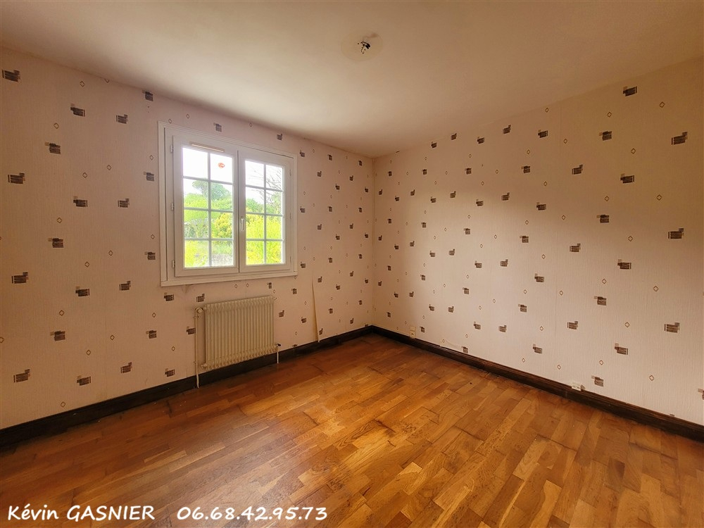 ROULLET-SAINT-ESTEPHE ROULLET SAINT ESTEPHE (16440) : Maison de plain pied de 93m2 avec garage 7