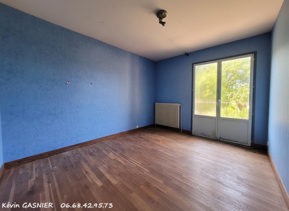 SIREUIL SIREUIL (16440) : Maison de plain pied de 109m2 + garage 6