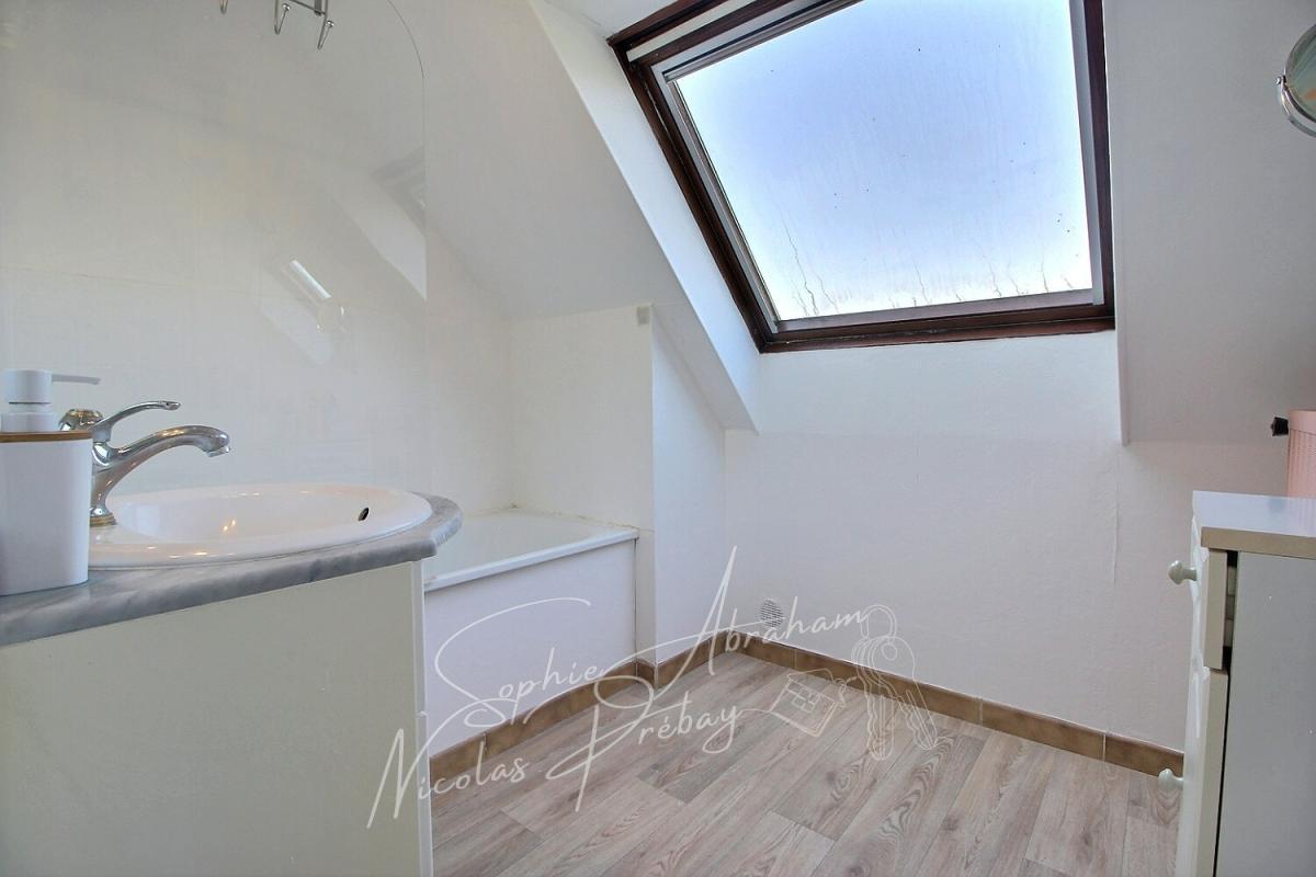 JANVILLE Maison individuelle avec 4 chambres, sous-sol et jardin 10