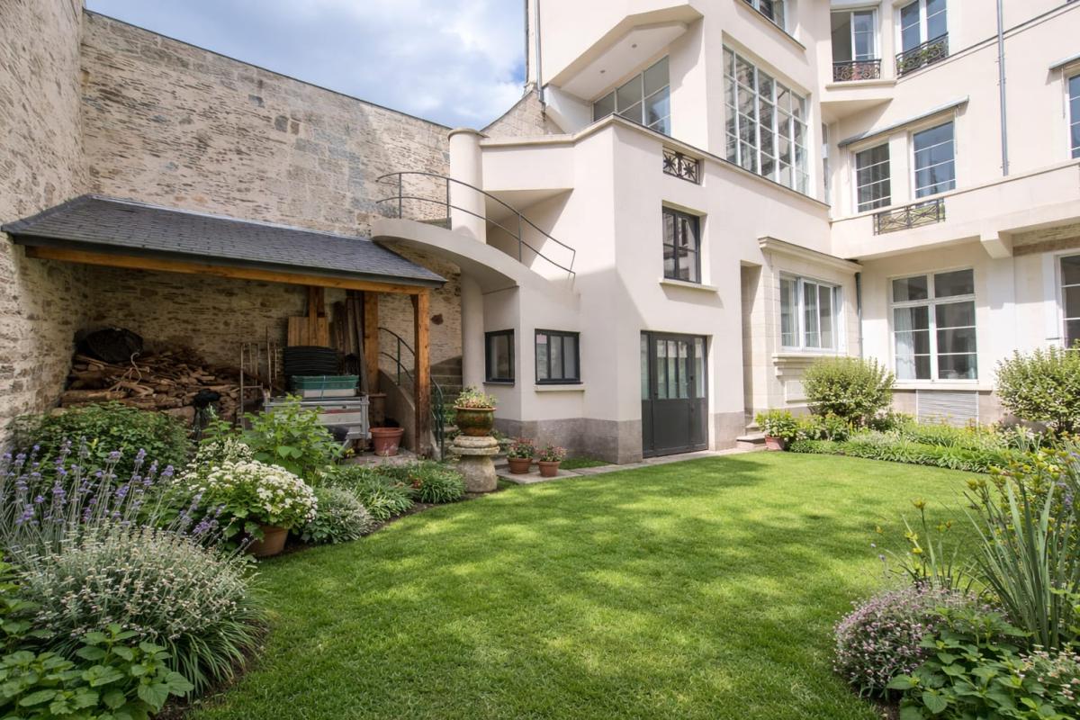 ANGERS Hôtel particulier d'exeption Angers proche place Imbach 5