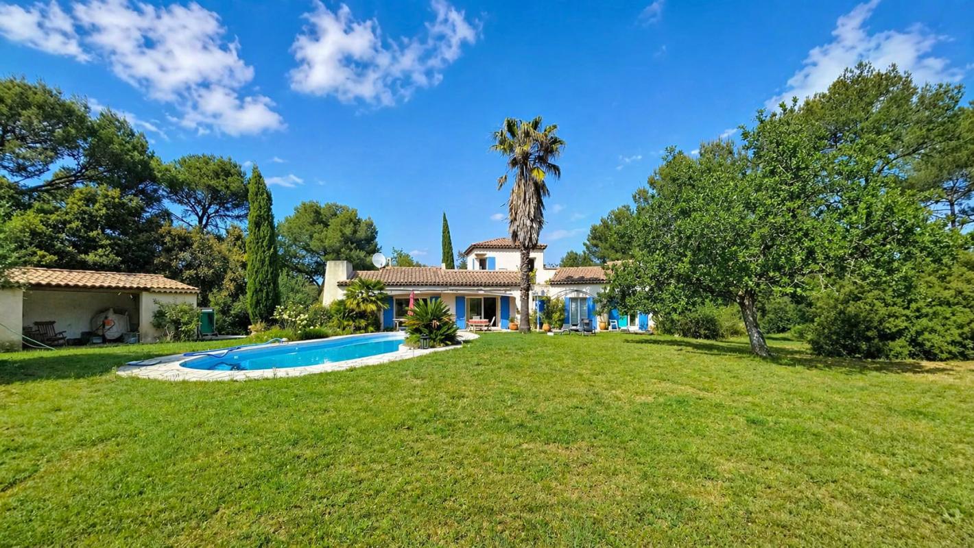 LE CANNET-DES-MAURES belle maison de 120 m² avec Piscine et DOUBLE GARAGE 1