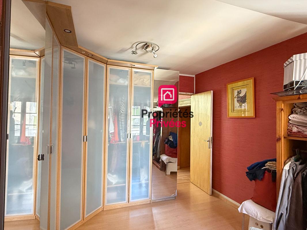 CHINON Maison Chinon  Centre Ville 8 pièce(s) 250 m2 - Cour intérieur 9