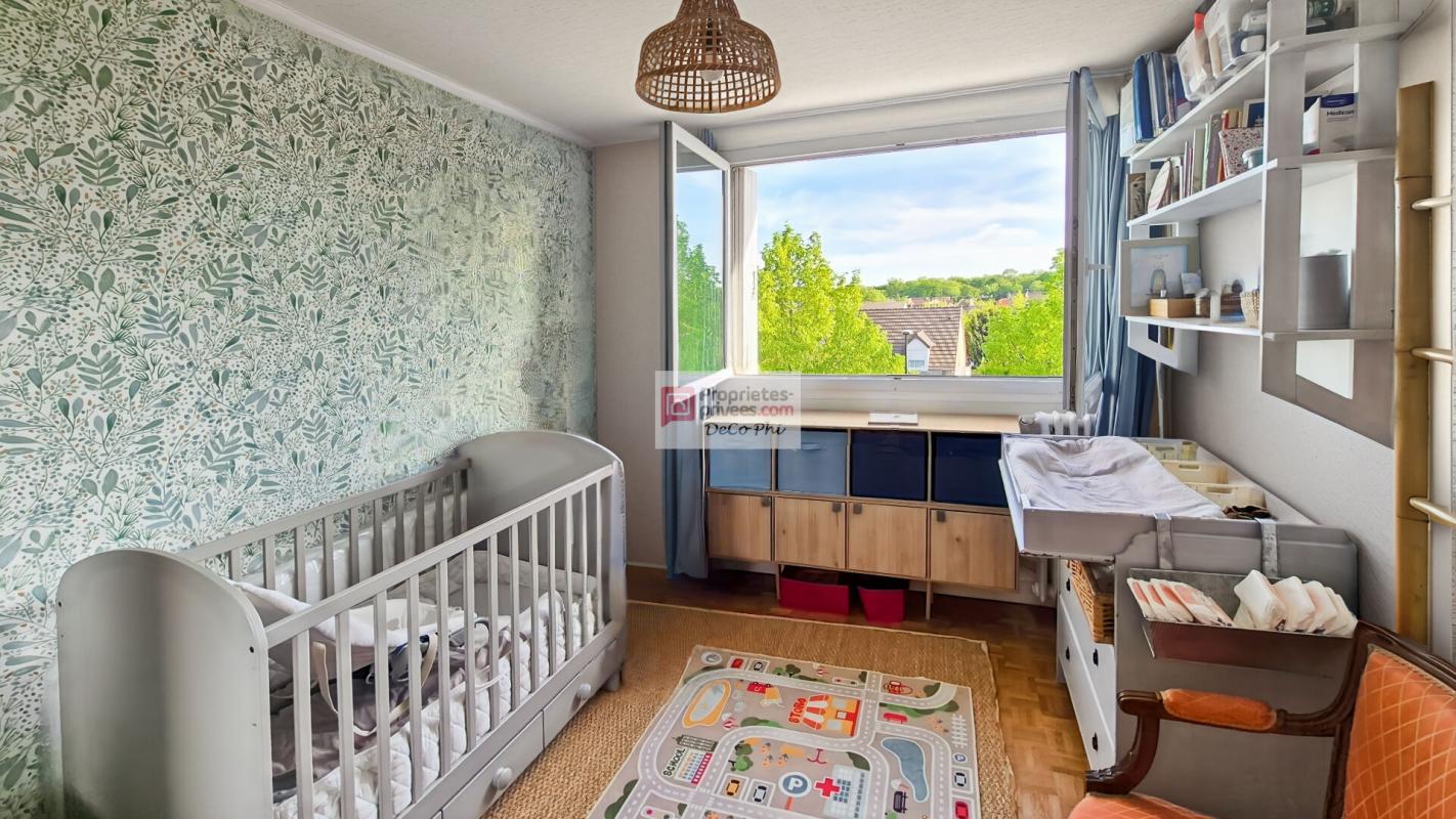 SAINT-CYR-L'ECOLE Appartement  4 pièces  bon état  67 m2  loggia  L'Epi d'Or à Saint Cyr L Ecole 12