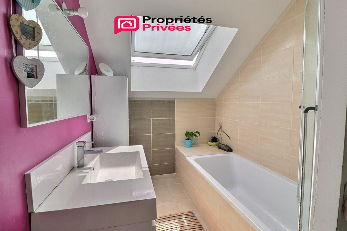 EPAGNY Maison individuelle 132 m²  avec 4 chambres et studio 9