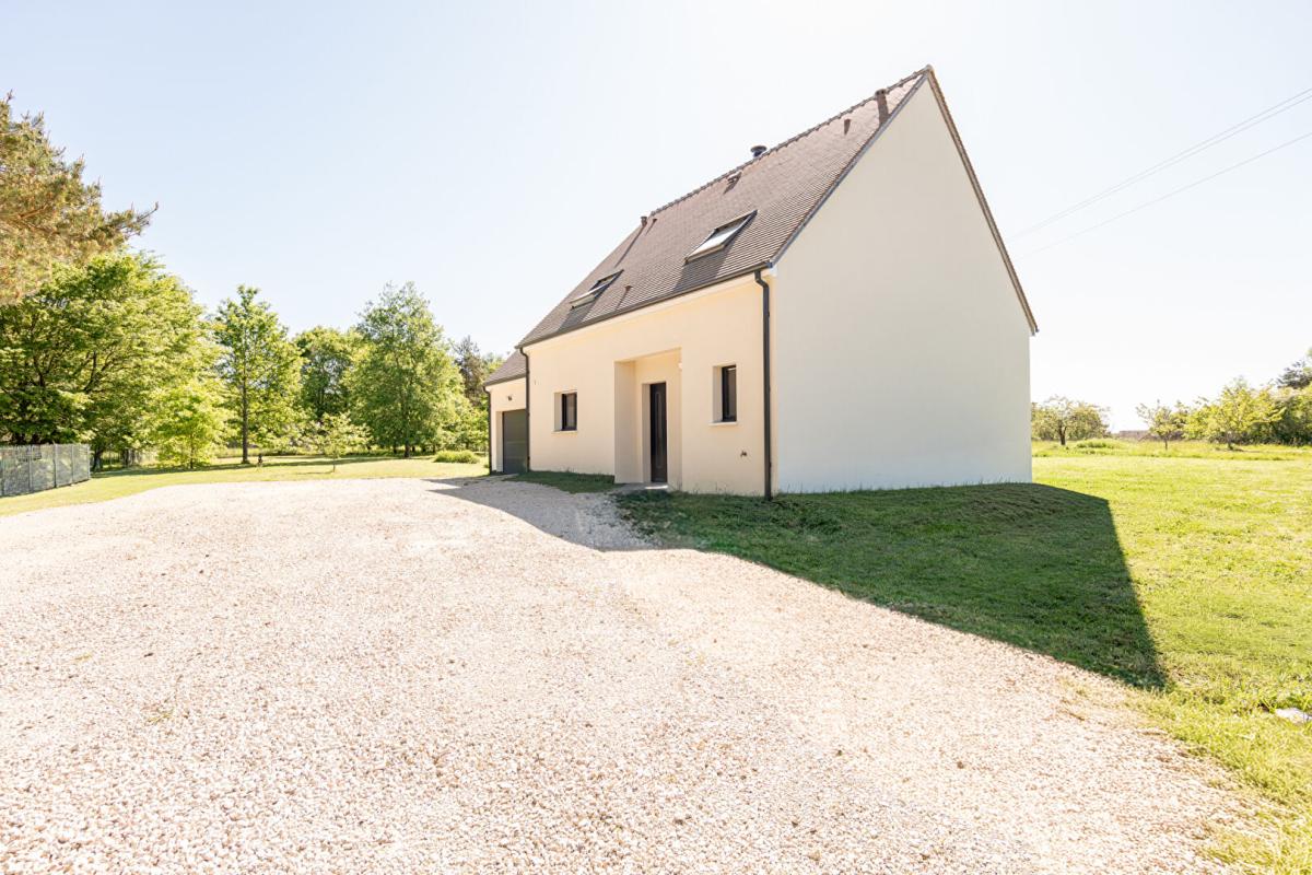 MONT-PRES-CHAMBORD LIEUX UNIQUES ® x PROPRIÉTÉS PRIVÉES PROPOSE MAISON CONTEMPORAINE 113 M² - MONT-PRÈS-CHAMBORD - TERRAIN 2860 M² 3