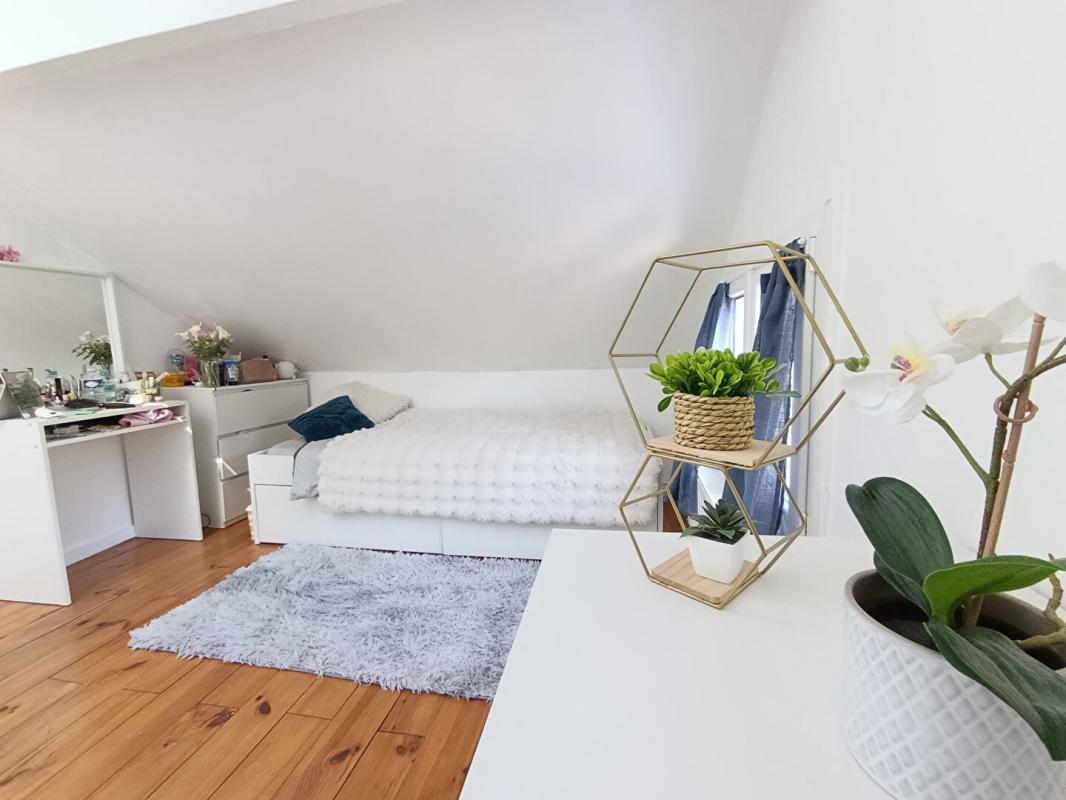 VILLENEUVE-SAINT-GEORGES Maison Villeneuve Saint Georges 5 pièces 76 m2 12