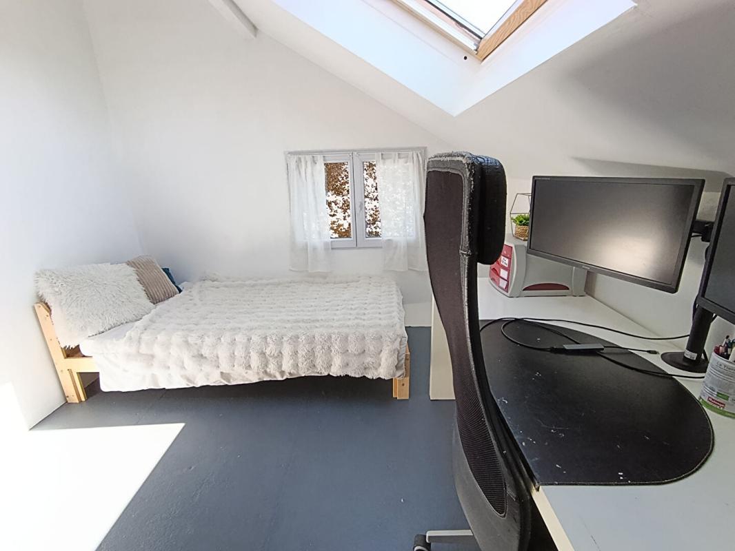 VILLENEUVE-SAINT-GEORGES Maison Villeneuve Saint Georges 5 pièces 76 m2 14