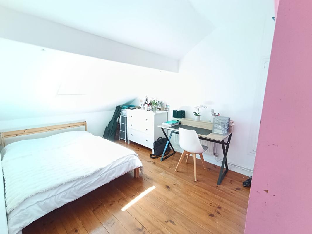 VILLENEUVE-SAINT-GEORGES Maison Villeneuve Saint Georges 5 pièces 76 m2 16