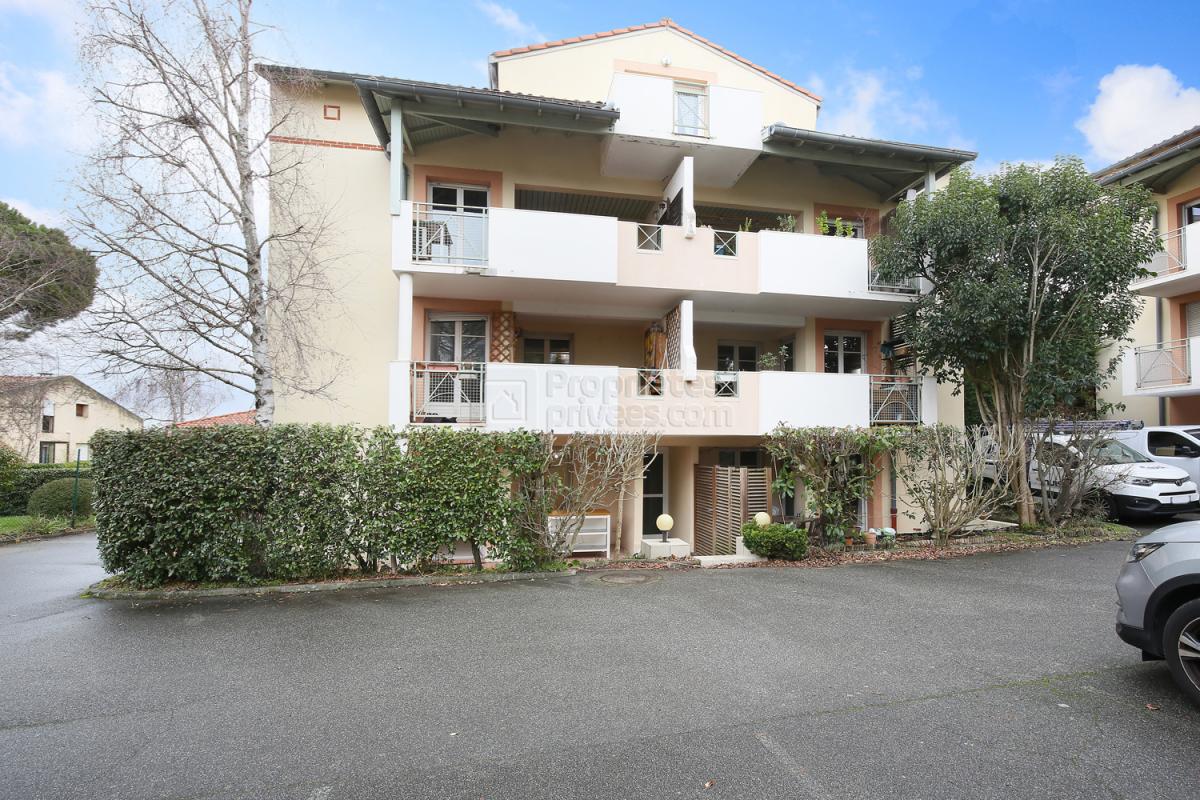TOULOUSE Appartement T3 de 64 m2 - Parking 15