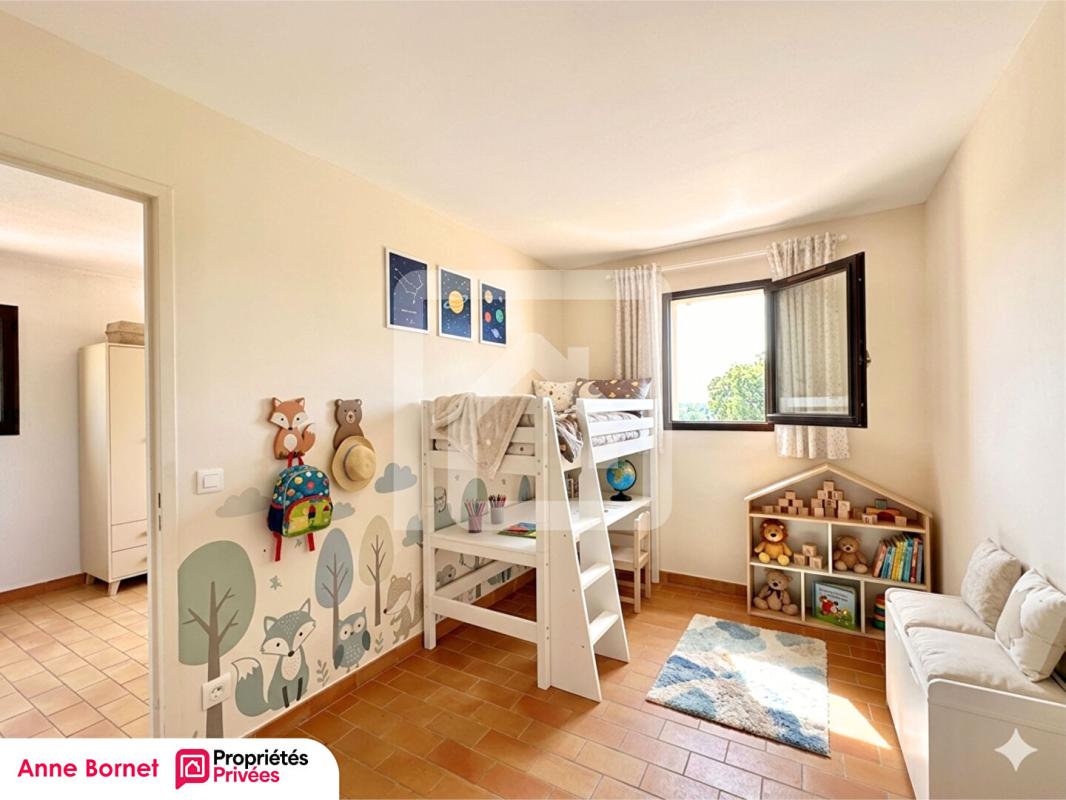 GRASSE Appartement 3 pièces 41 m2, terrasse, garage, parking privatif, piscine 10