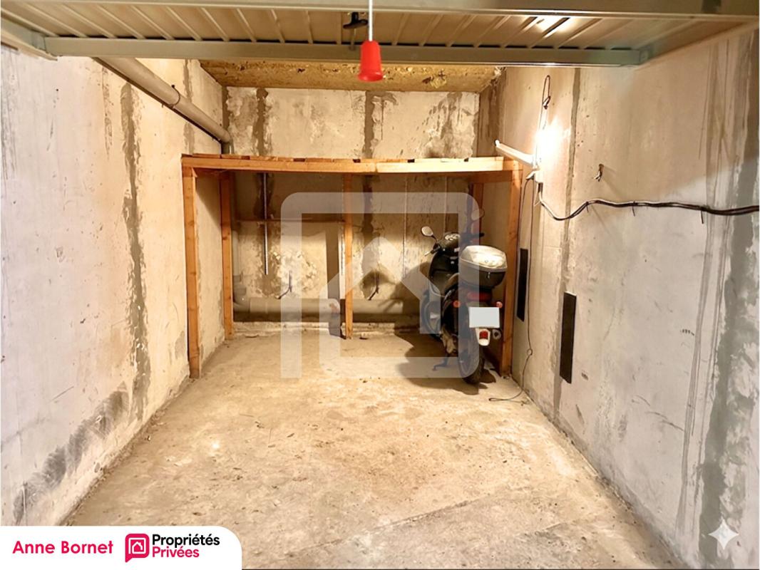 GRASSE Appartement 3 pièces 41 m2, terrasse, garage, parking privatif, piscine 18