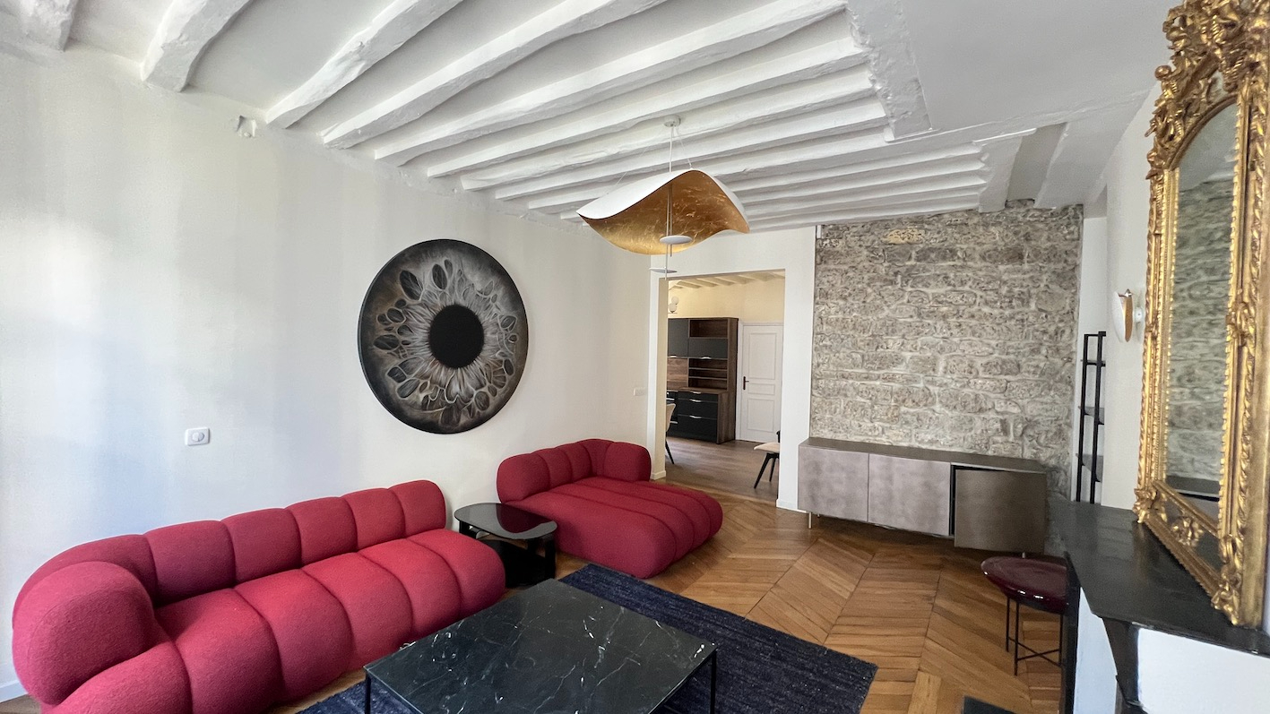 PARIS-7E-ARRONDISSEMENT Rue de Verneuil - Superbe appartement de réception entièrement rénové, 2 suites 4