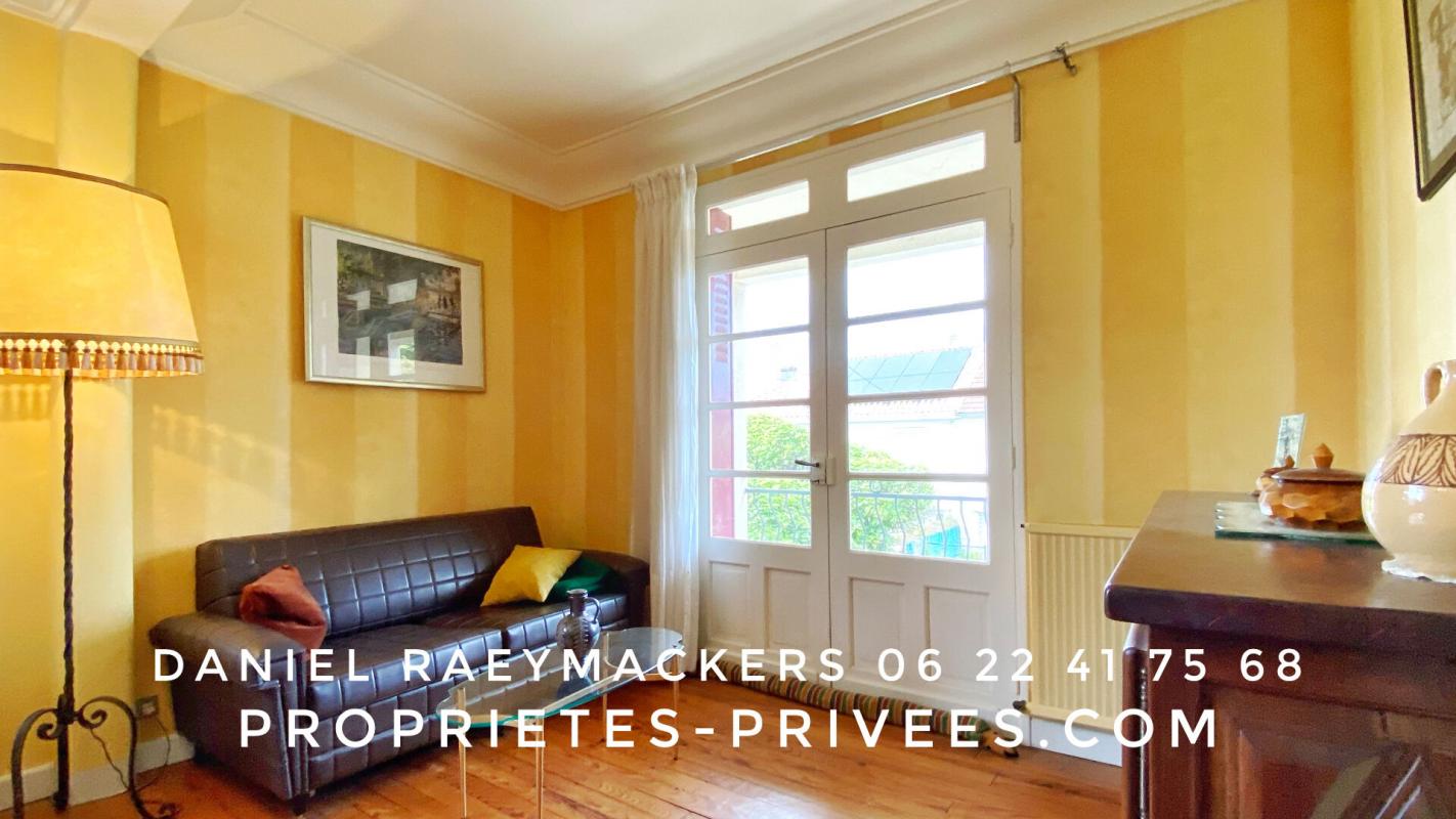 MONTPON-MENESTEROL Maison Montpon Menesterol 6 pièce(s) 90 m2 3