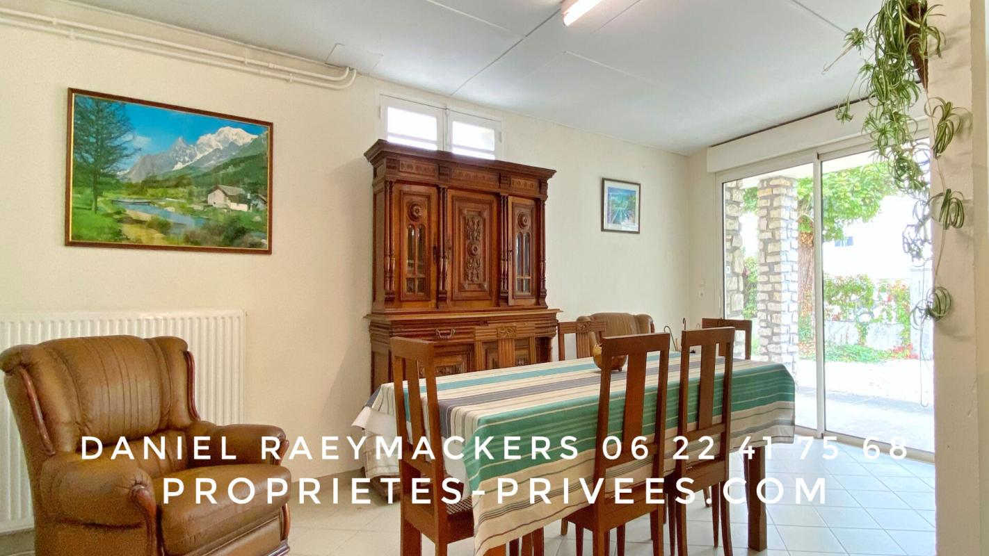 MONTPON-MENESTEROL Maison Montpon Menesterol 6 pièce(s) 90 m2 9