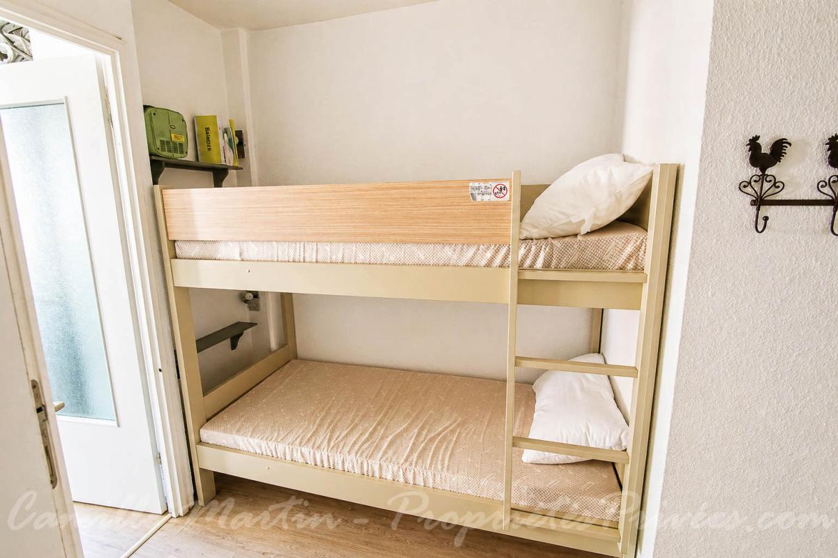 SAINT-RAPHAEL Appartement Saint Raphael 1 pièce(s) 25.10 m2 + parking 7