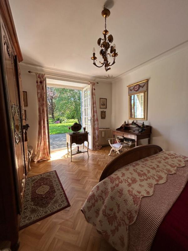 BOUERE Charme et authenticité pour cette maison  sur Bouère 5