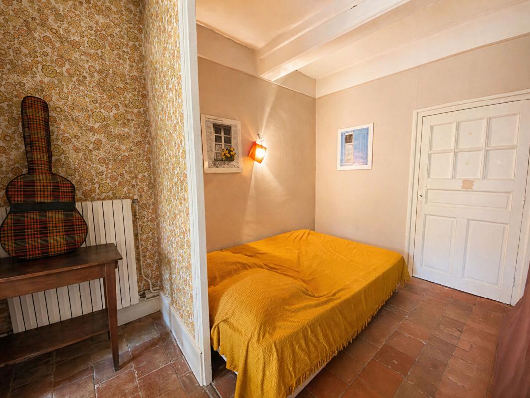 UCHIZY EXCLUSIVITÉ - Ancienne ferme à vendre avec dépendances à Uchizy 8