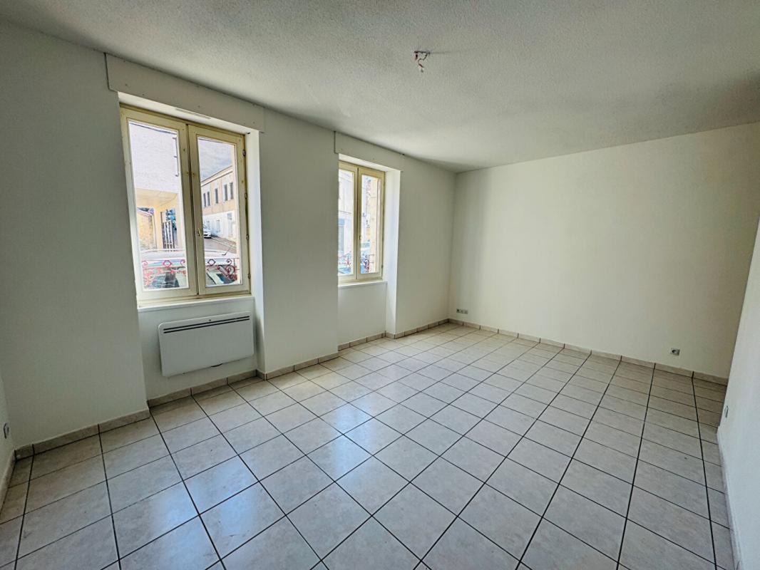 NEVERS Appartement de 60 m² rénové proche de la gare de Nevers 4