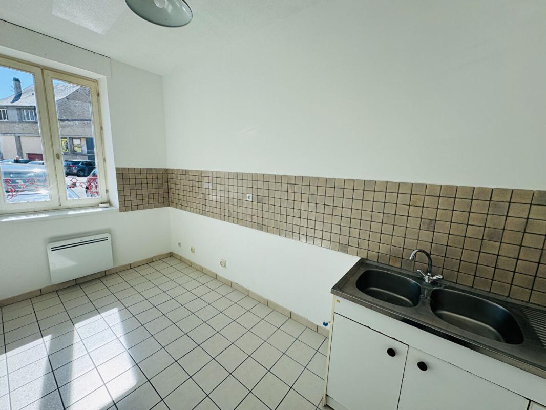 NEVERS Appartement de 60 m² rénové proche de la gare de Nevers 7