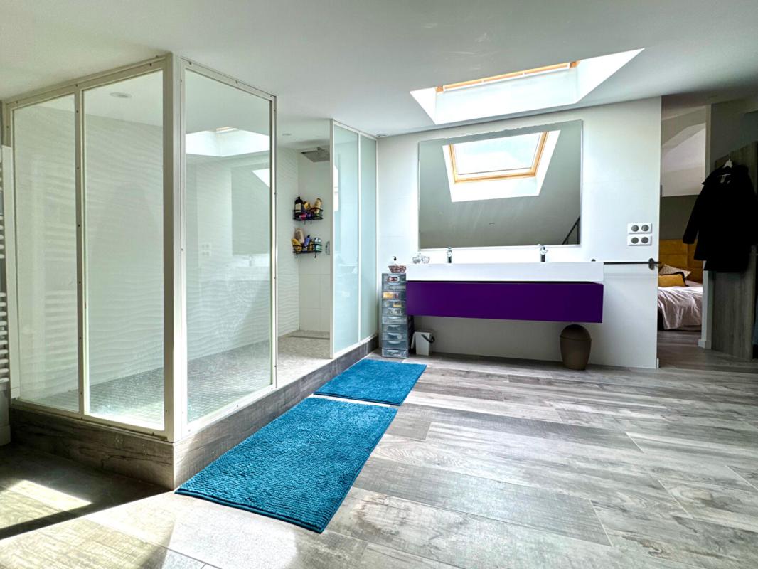 BRINDAS DUPLEX D'EXCEPTION 170 m2 avec terrasse 45m2 12