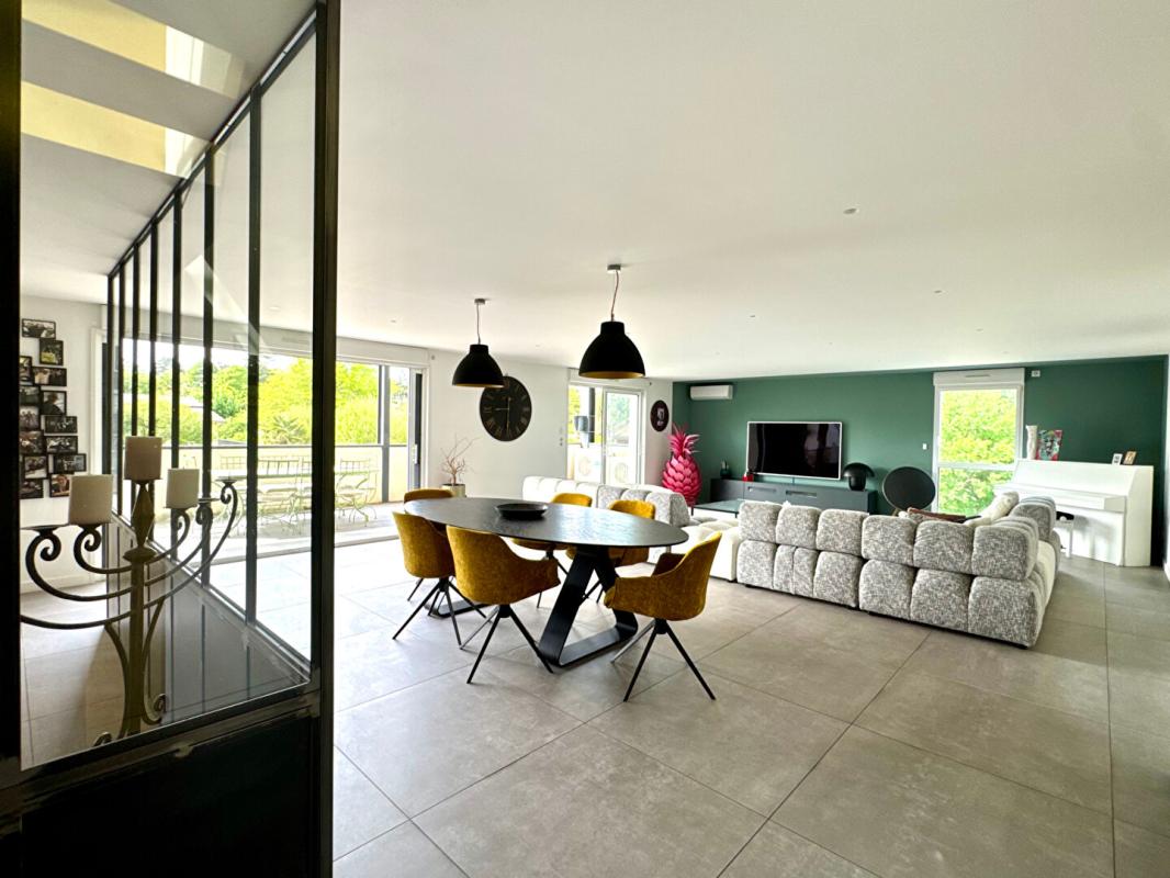 BRINDAS DUPLEX D'EXCEPTION 170 m2 avec terrasse 45m2 5