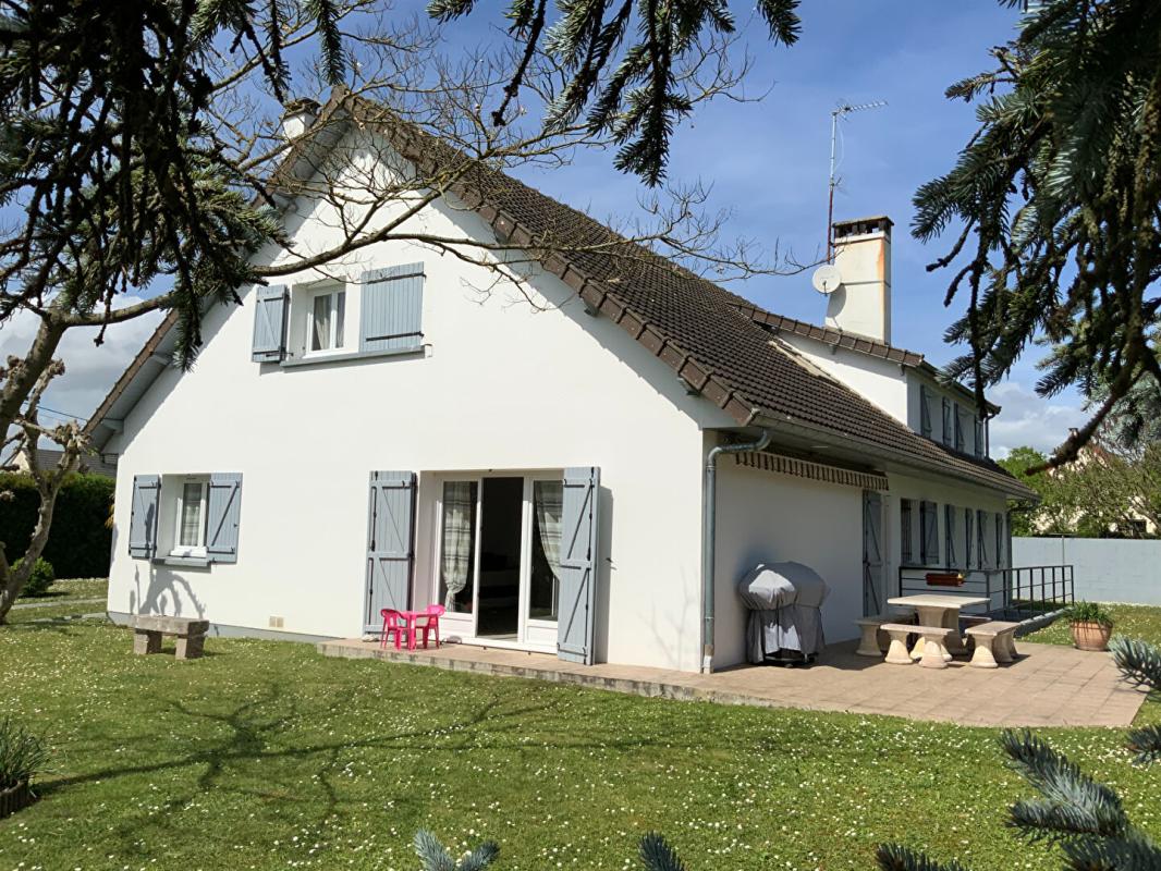MORET-SUR-LOING Maison familiale d'exception - Volumes, Luminosité et Confort absolu à Ville Saint Jacques 3