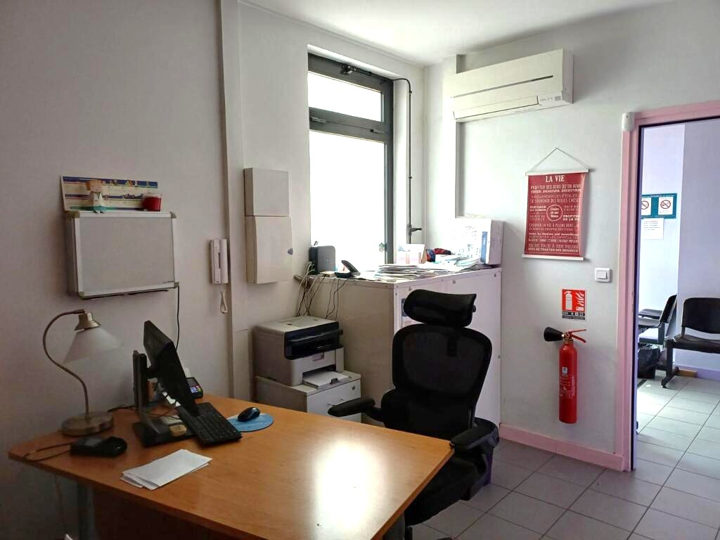 LYON-8E-ARRONDISSEMENT Cabinet de 56 m2 disponible dans Lyon 8ème 4