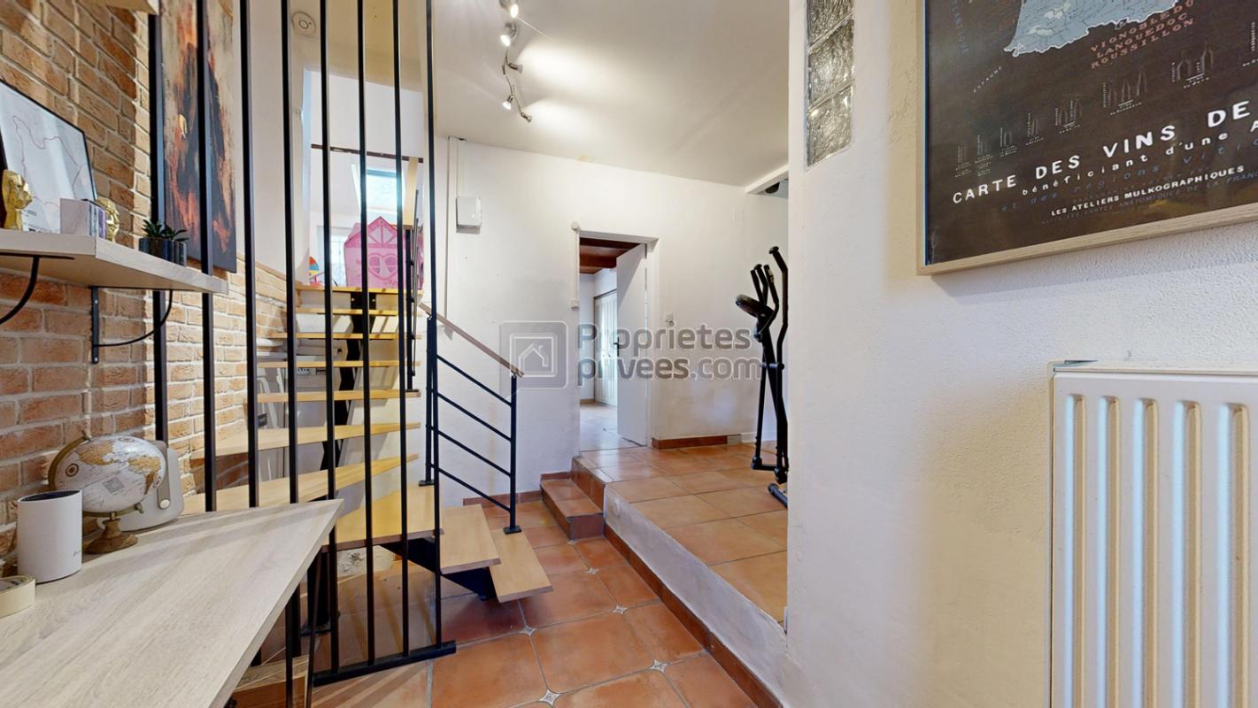 MONTJOIRE Maison MONTJOIRE 9 pièce(s) 260 m2 avec Piscine 13