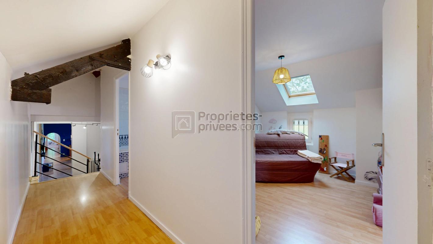 MONTJOIRE Maison MONTJOIRE 9 pièce(s) 260 m2 avec Piscine 16