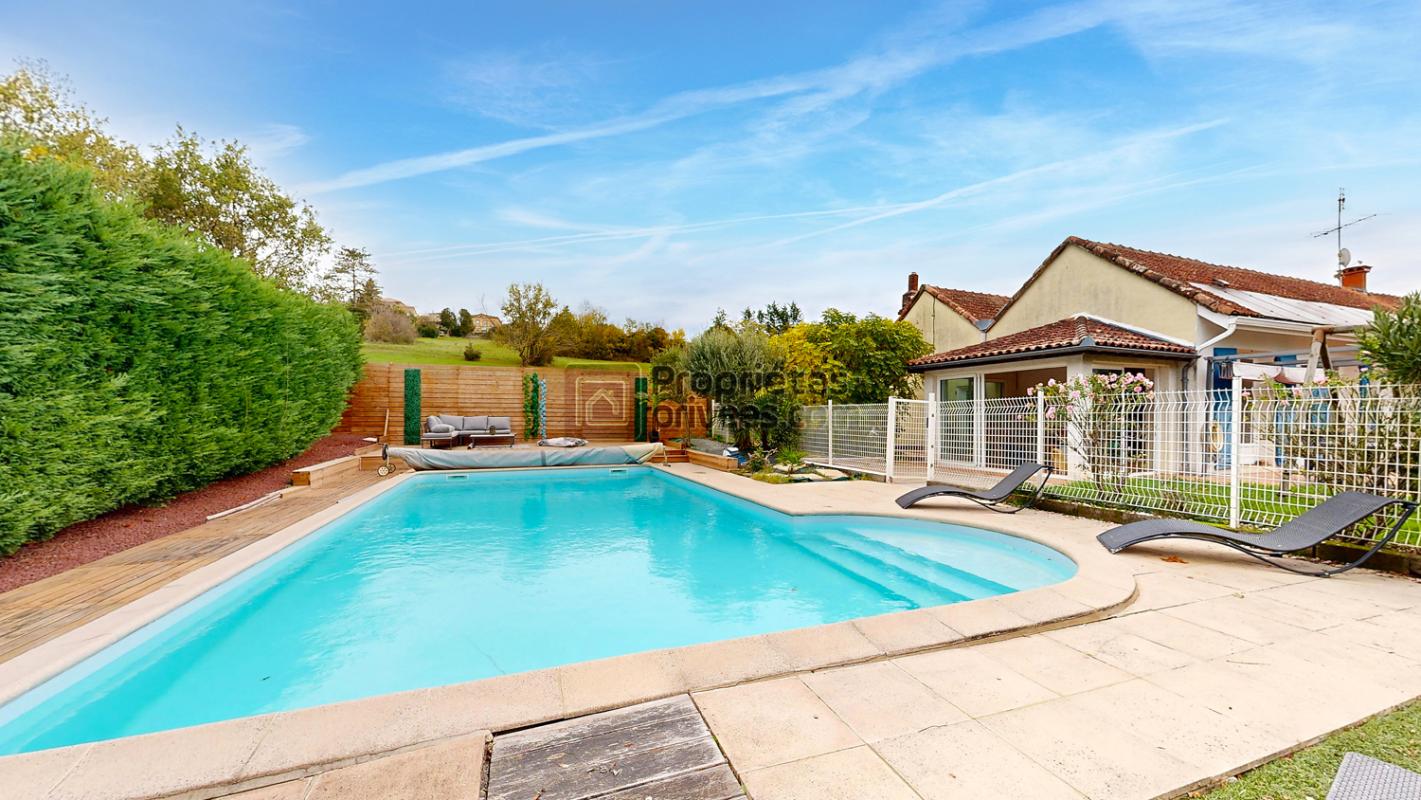 MONTJOIRE Maison MONTJOIRE 9 pièce(s) 260 m2 avec Piscine 2