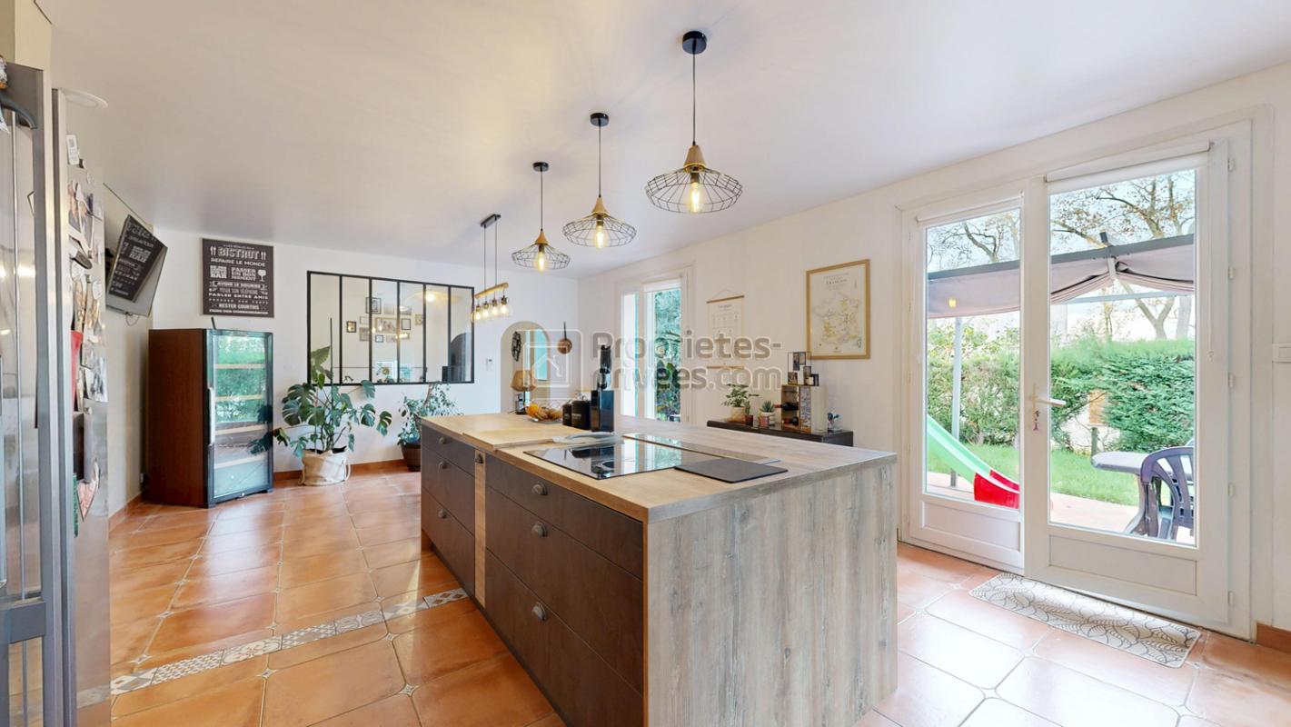 MONTJOIRE Maison MONTJOIRE 9 pièce(s) 260 m2 avec Piscine 5