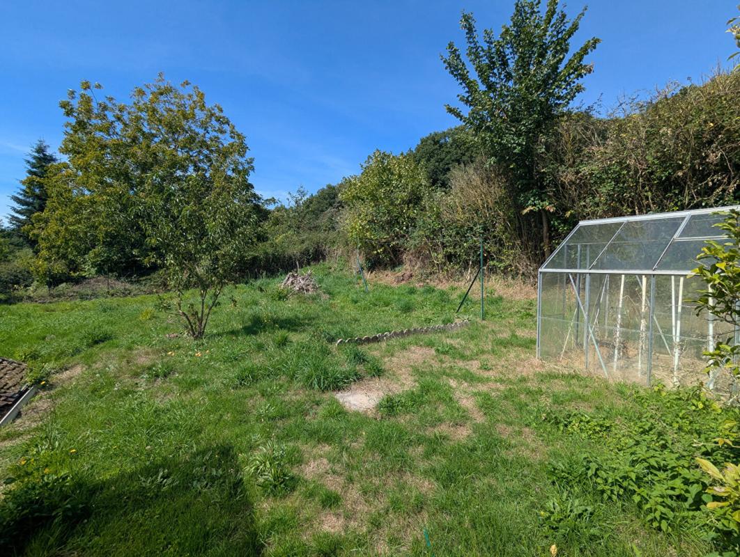 MOUTIERS-AU-PERCHE Propriété 141m2  3 chambres Terrain 617m2 11