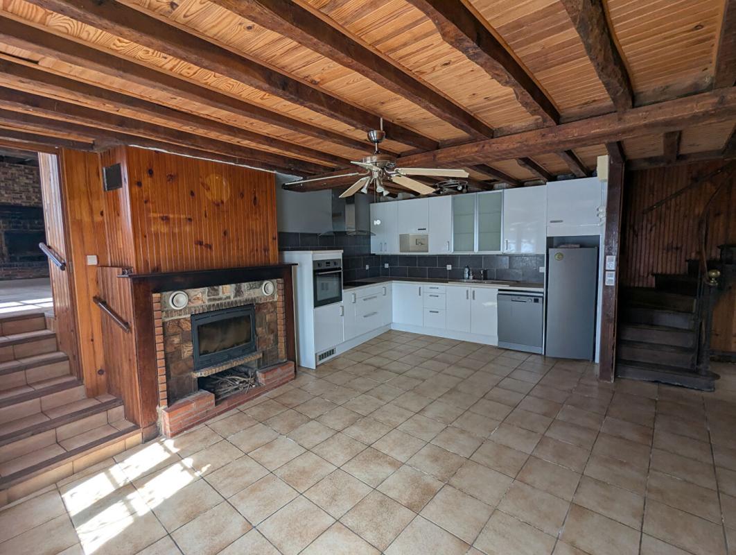 MOUTIERS-AU-PERCHE Propriété 141m2  3 chambres Terrain 617m2 5