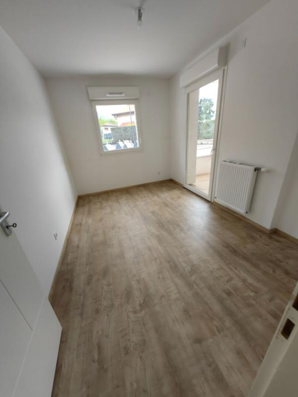 VOREPPE ? T4 81,7 M² avec jardin + terrasse + garage ? Résidence récente à Voreppe 293000E 11